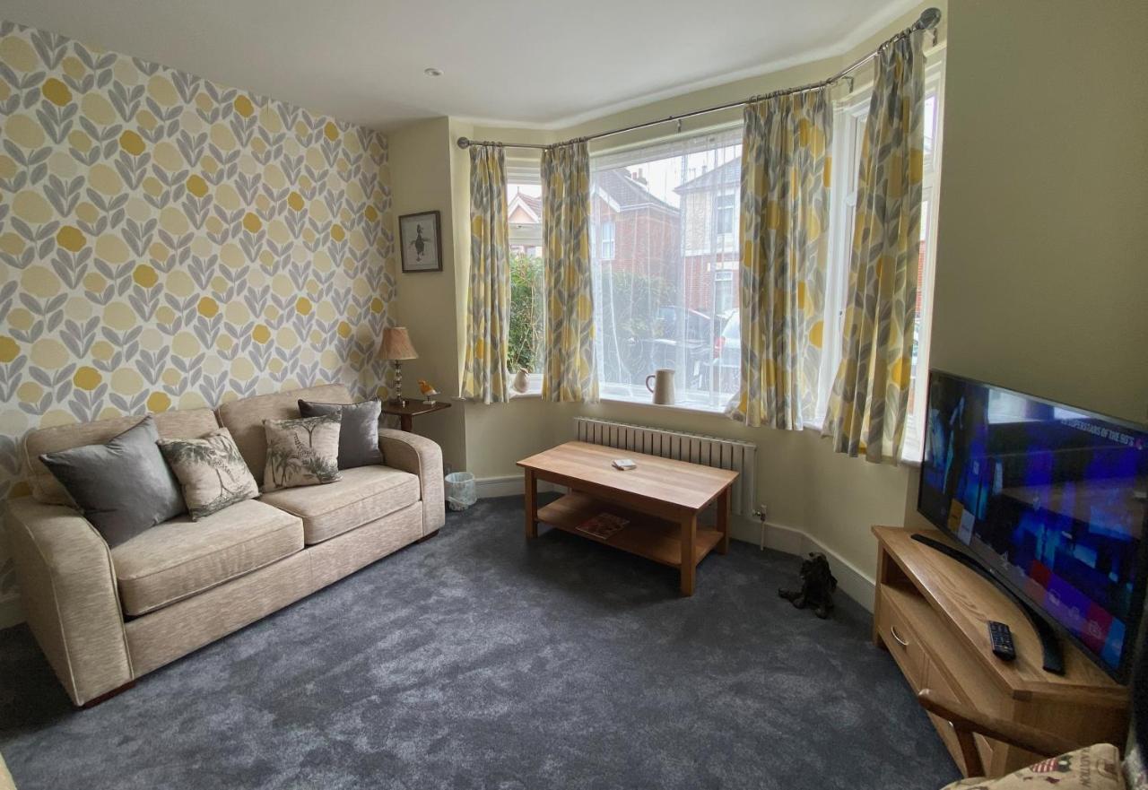 Charming 3 Bed House And Garden, Pet Friendly Villa Bournemouth Exterior photo